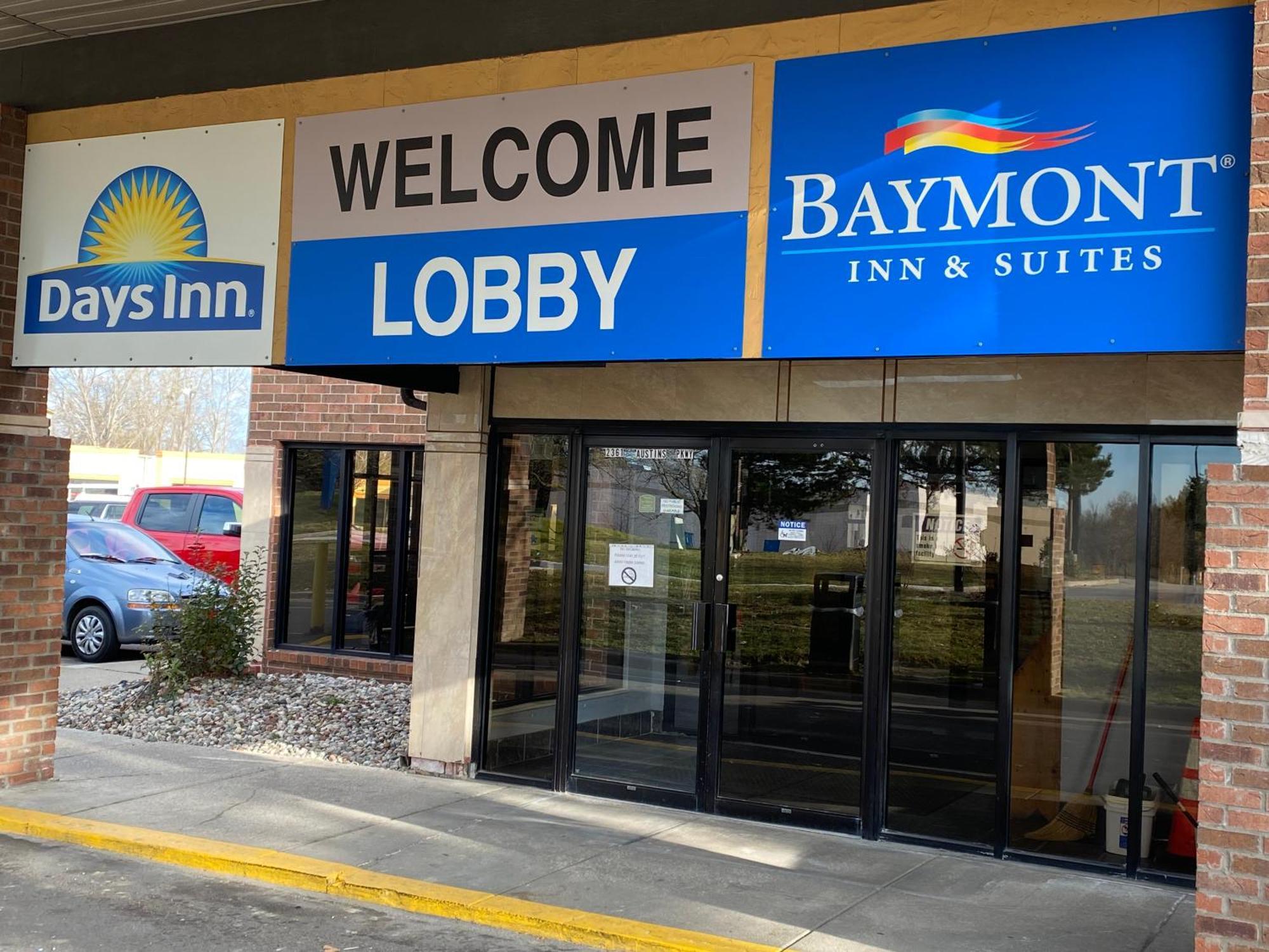 מלון Baymont By Wyndham Flint Airport North מראה חיצוני תמונה